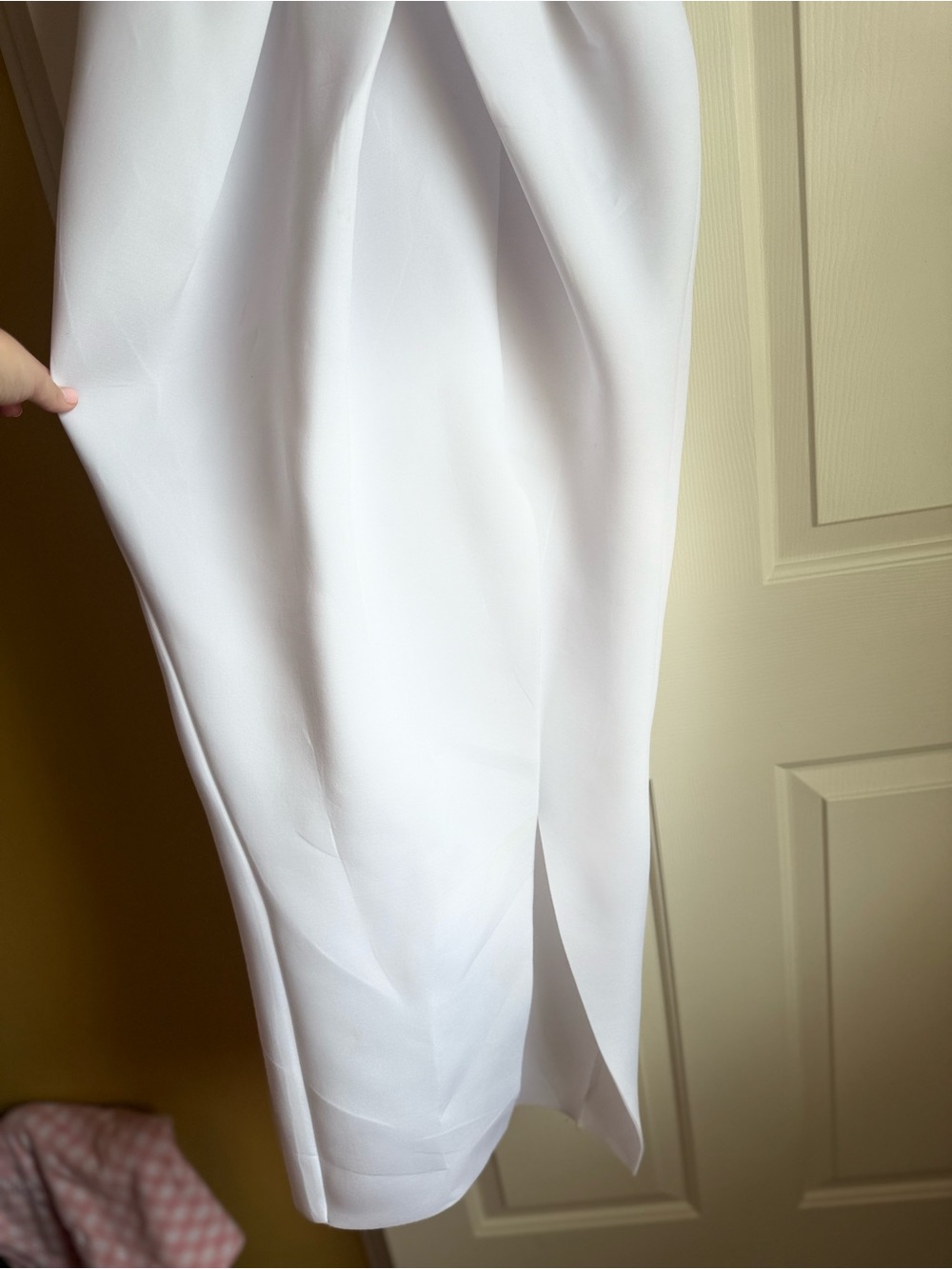 AKIRA White Puff-Sleeve V-Neck Midi Dress - Picture 4 of 6